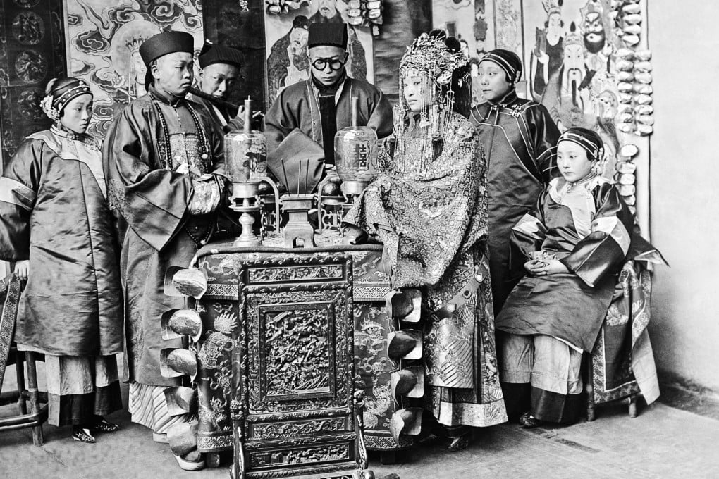 A wedding ceremony in China in around 1930. In ancient China, laws governed the giving of dowries to brides and their and their families’ rights to them. Photo: Getty Images