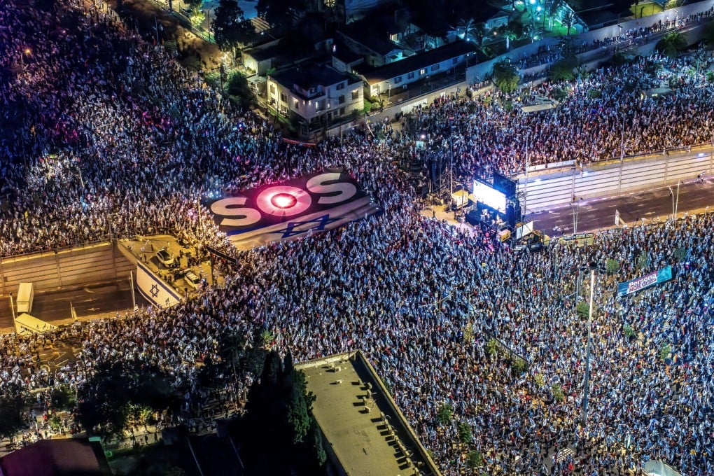 Israelis take part in a demonstration against Prime Minister Benjamin Netanyahu and his nationalist coalition government’s judicial overhaul. Photo: Reuters