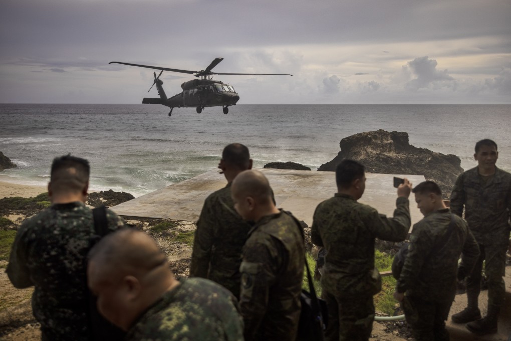 A Philippine air force helicopter lands in Mavulis Island that lies at the country’s northernmost tip near Taiwan. Photo: EPA-EFE