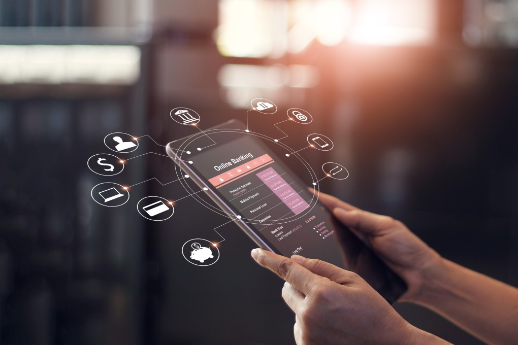 More than half the clients of Asian wealth management firms rate their mobile apps poorly. Photo: Shutterstock