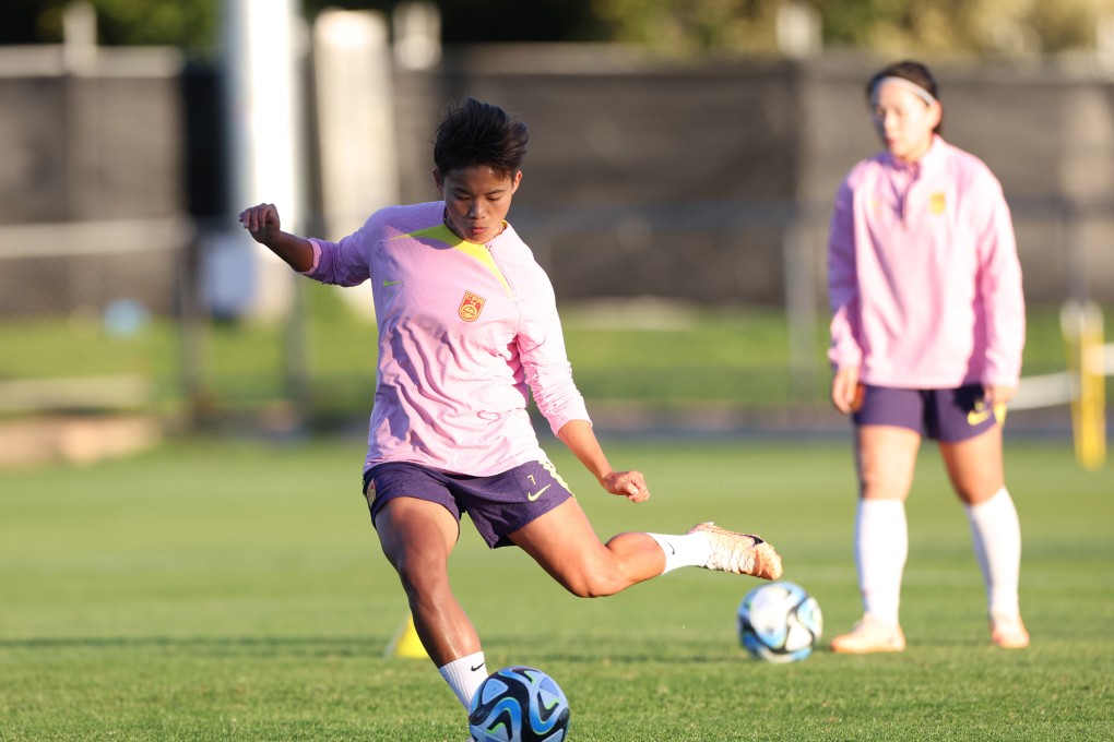 Wang Shuang gets in some shooting practice ahead of her side’s crunch clash with England in Adelaide on Tuesday. Photo: Xinhua