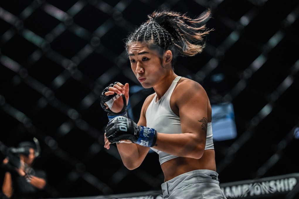 Angela Lee during her strawweight title fight with Xiong Jingnan in Singapore. Photos: ONE Championship