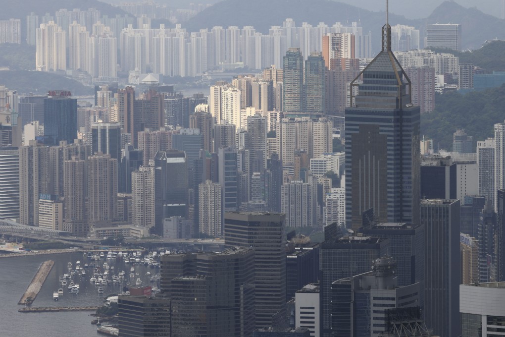 Hong Kong’s property market is undergoing an unusual period of weakness, but buyers eager to enter the market are having a difficult time finding owners willing to sell at current prices. Photo: Dickson Lee