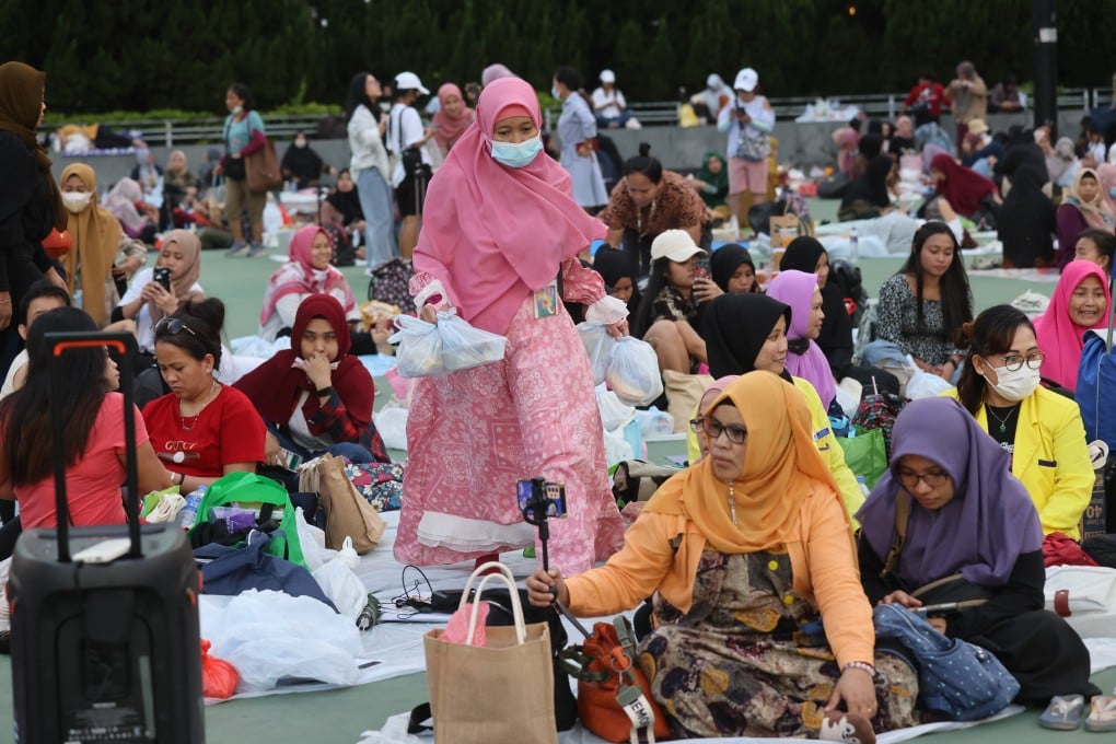 There are about 338,000 foreign domestic helpers in the city, with Indonesians accounting for around 140,000. Photo: May Tse