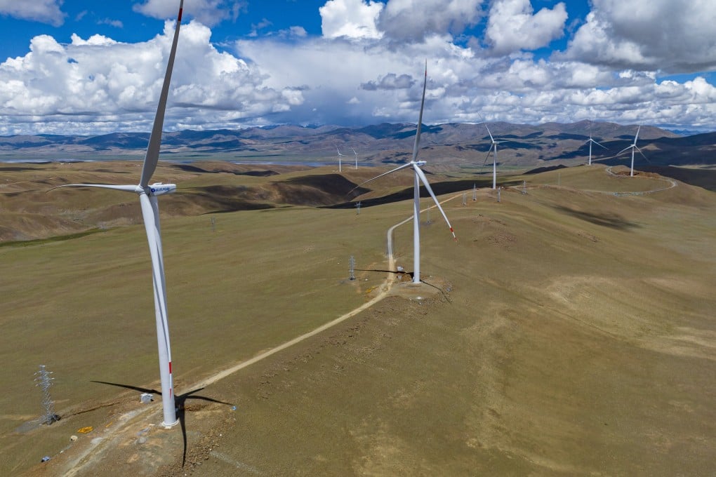 The wind farm is located about 5,000 metres above sea level. Photo: Weibo