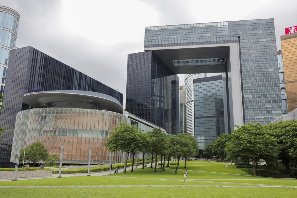 Hong Kong’s ministers and top government advisers are required to declare their investments, ownership of properties and affiliation with community groups. Photo: Jelly Tse