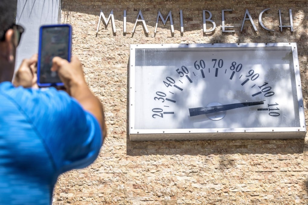 This summer has been the hottest on record, underscoring the need for immediate and drastic action to combat the effects of climate breakdown. Above: The Miami Beach Clock Thermometer marks a temperature of 105 degrees Fahrenheit (about 40 degrees Celsius) on July 30, 2023. Photo: EPA-EFE