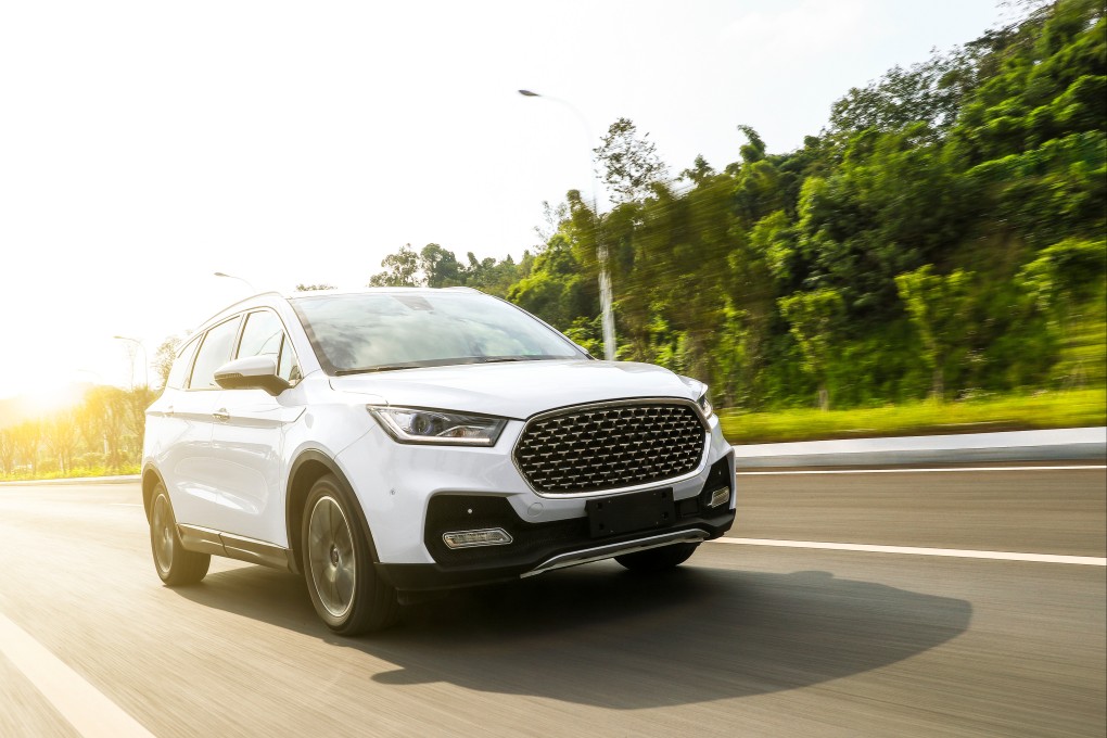 SUVs, usually targeted at those keen to live the weekend dream of an off-road, outdoor lifestyle, simply do not seem suitable in a congested urban environment like Hong Kong. Photo: Shutterstock