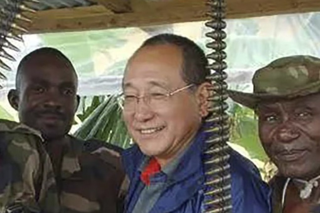 Hu Jieguo, a former teacher from Shanghai and ‘the first Chinese chief in Africa’, was granted a chieftain title in 2001, a rare honour for a non-African. Photo: News.ynet.com