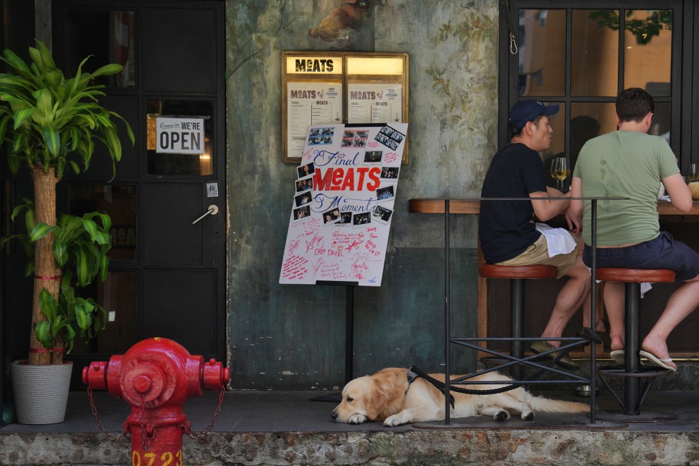 A restaurant in Central. Some eateries say business is down this summer, especially on the weekends. Photo: Elson Li