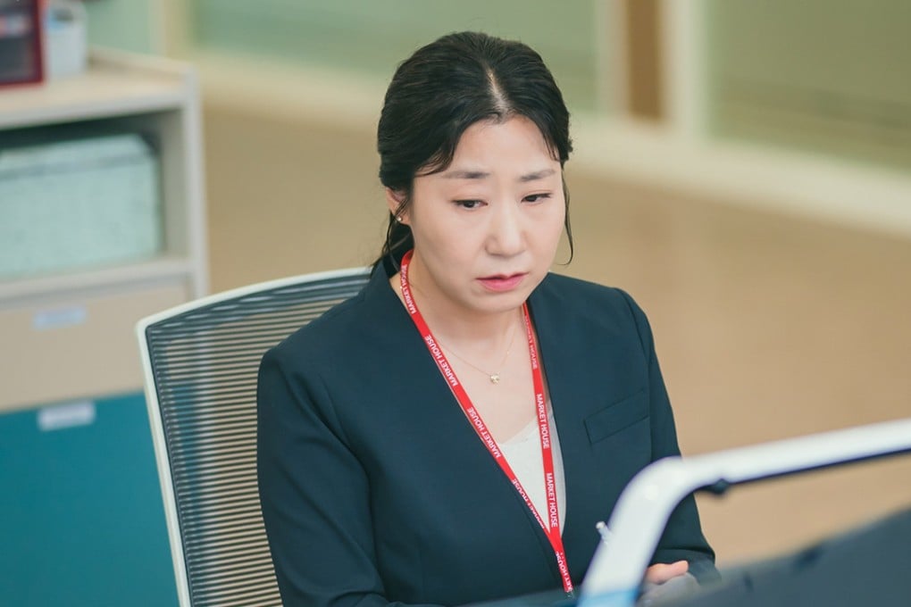 Ra Mi-ran stars as Go Hae-ra in a still from K-drama “Cold Blooded Intern”, streaming on Viu.