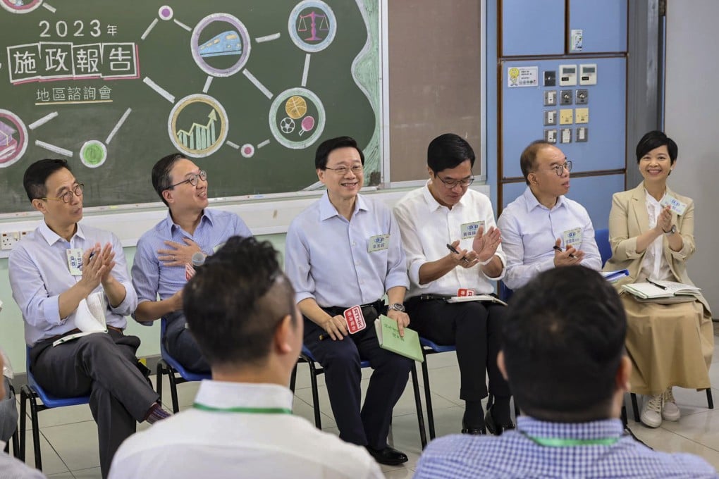 Chief Executive John Lee Ka-chiu attends Policy address consultation at Aldrich Bay Government Primary School, Shau Kei Wan. Photo: Facebook