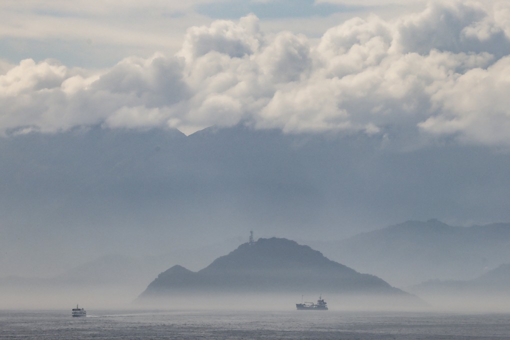 The Hong Kong government should rethink its funding options if it wants to get the Lantau Tomorrow Vision megaproject off the ground, economists say. Photo: Jelly Tse