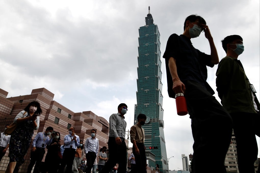 The report urges the British foreign secretary and prime minister to expand cooperation with Taiwan. Photo: EPA-EFE