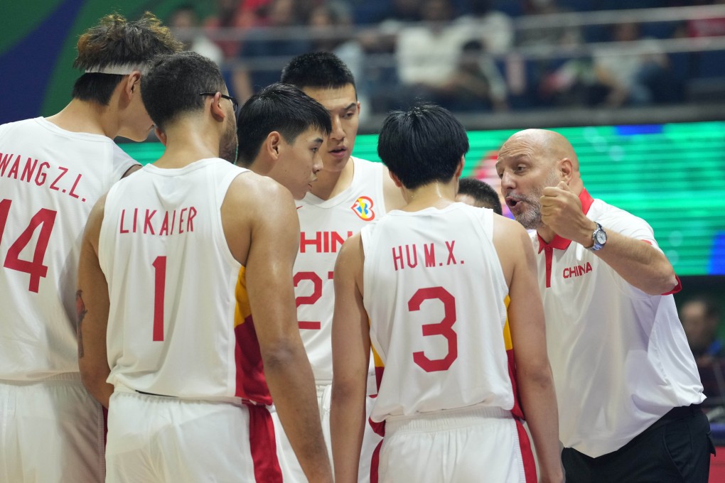 China coach Aleksandar Djordjevic addresses his players during the loss to Puerto Rico in Manila. Photo: Xinhua