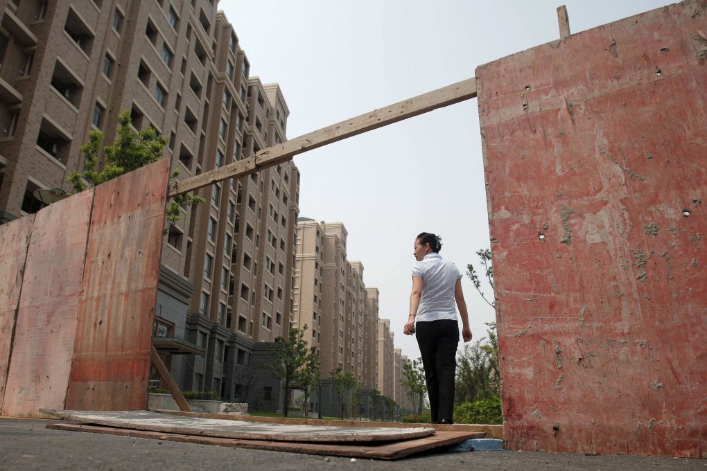 Empty apartments at a new residential area in Shanghai on September 8, 2011. Photo: Reuters