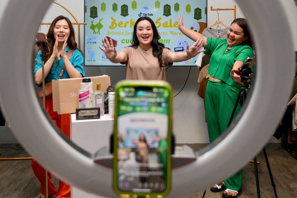 Online sellers offer goods to viewers of a TikTok livestream in Jakarta earlier this year. Goods worth less than US$100 each bought via online marketplaces or social media would be covered by the proposed import ban. Photo: AFP