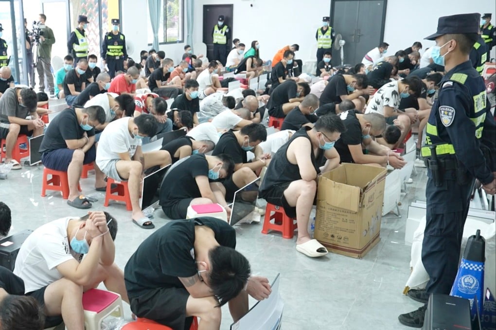 A total of 186 Chinese citizens were detained and repatriated in a China-Myanmar telefraud crackdown carried out on Sunday. Photo: Weibo