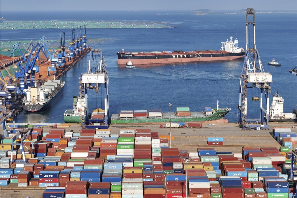 China’s exports fell by 8.8 per cent, year on year, to US$284.9 billion in August, while Imports fell by 7.3 per cent last month to US$216.5 billion. Photo: Chinatopix via AP