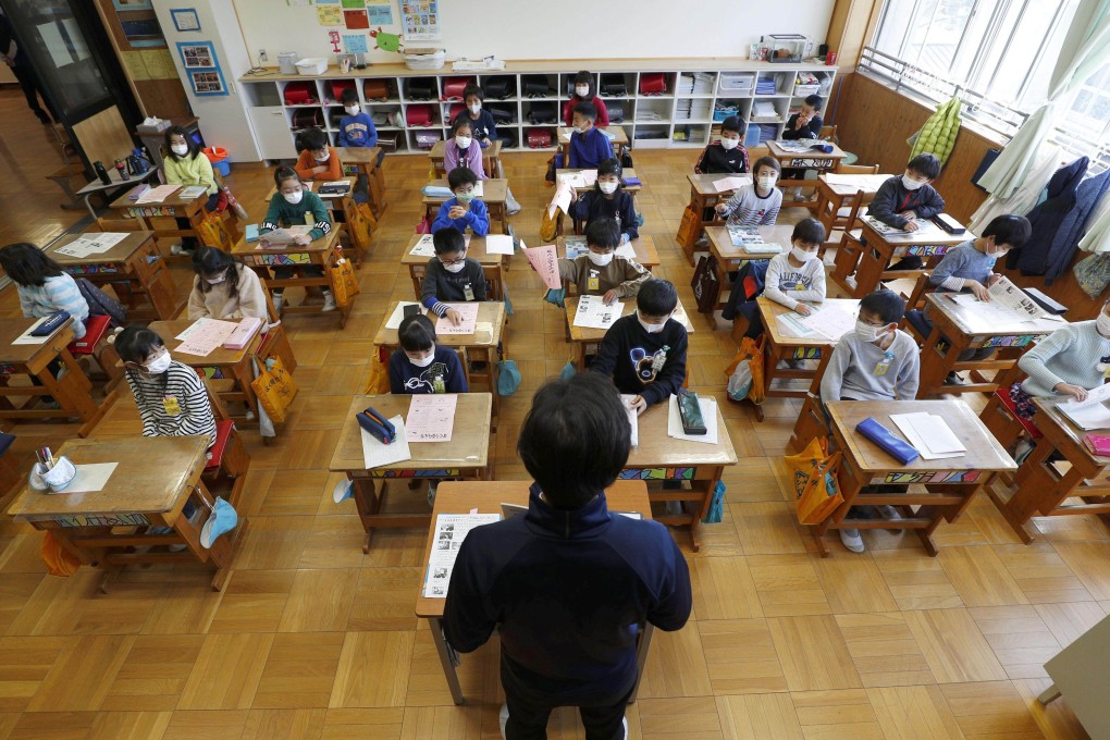 A classroom in Shizuoka. Japan scientists are using thermal imaging and AI in a system that spots pupils who have dozed off. Photo: Kyodo