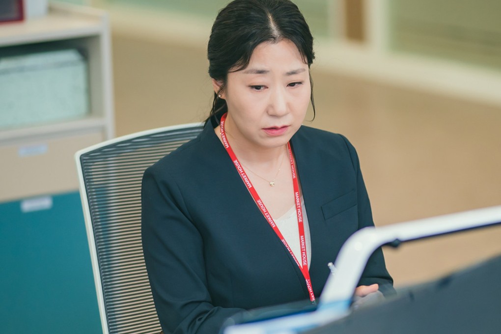 Ra Mi-ran as intern and mum Go Hae-ra in a still from “Cold Blooded Intern”. Ra says the role has had a positive influence on her in real life. Photo: TVing
