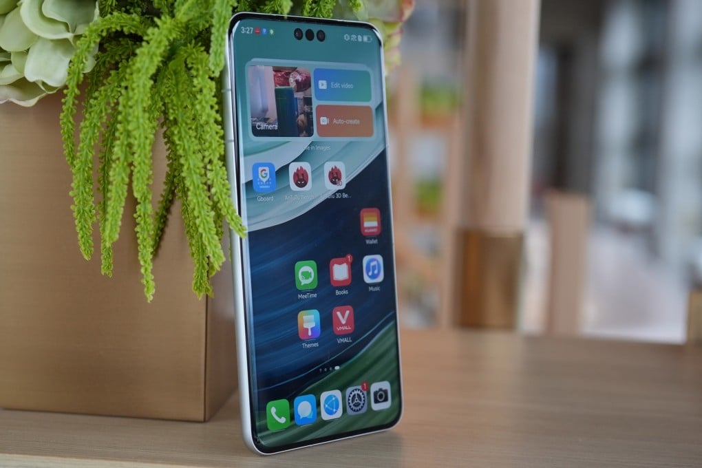 The Huawei Mate 60 series smartphones have a world-beating “telemacro” camera lens. The in-house chip powering the phones is, overall, not a match for the latest Apple and Qualcomm silicon, but is amazingly good considering US sanctions against Huawei. Photo: Ben Sin