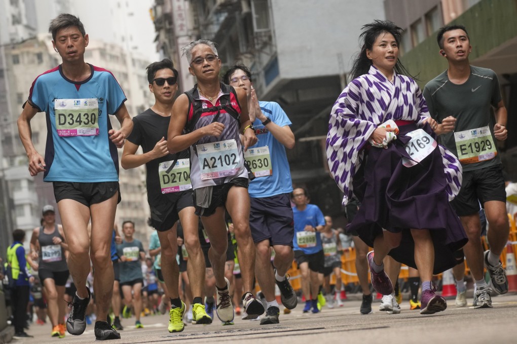 Participants in the 2023 Standard Chartered Hong Kong Marathon. A new study shows no causal link between marathon runners’ running history and osteoarthritis, undermining the notion that long-distance running damages the knees and hips. Photo: Elson Li