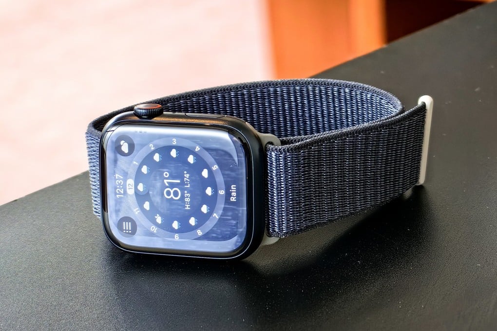 The Apple Watch 9 looks like its predecessor but comes with a powerful new chip that improves Siri capability and iPhone connectivity, and facilitates a new finger-thumb tap feature. Photo: Ben Sin