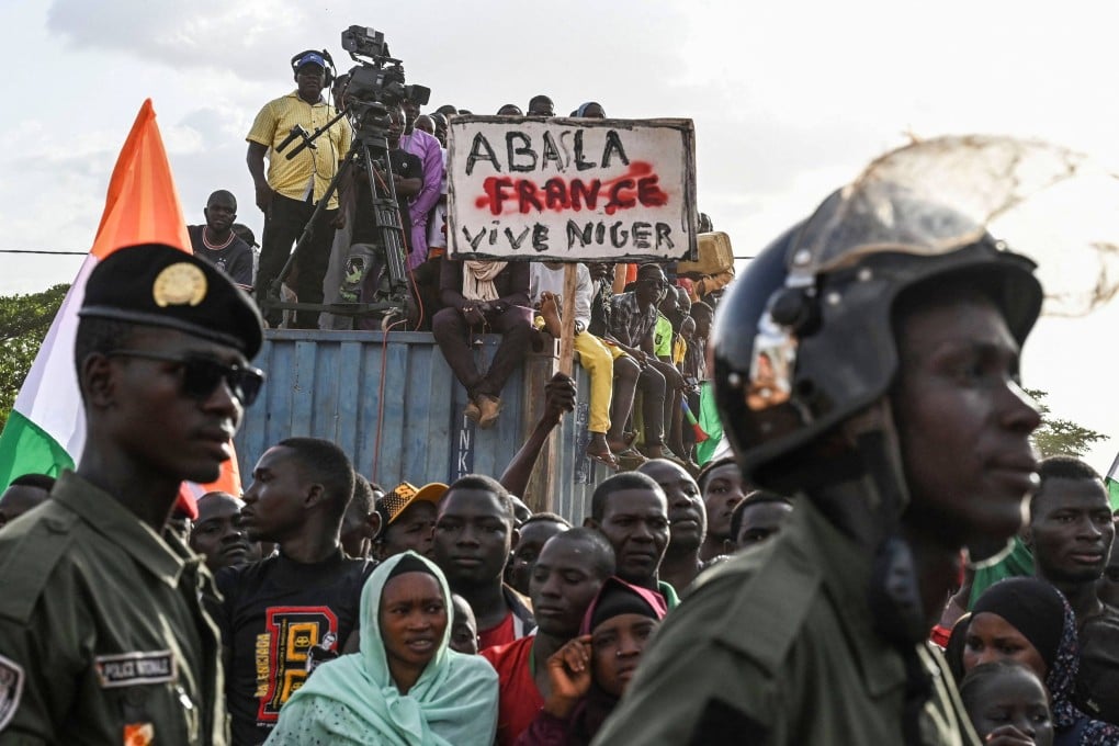 Supporters of Niger’s National Council of Safeguard of the Homeland (CNSP) in Niamey demand the departure of the French army from Niger. Photo: AFP