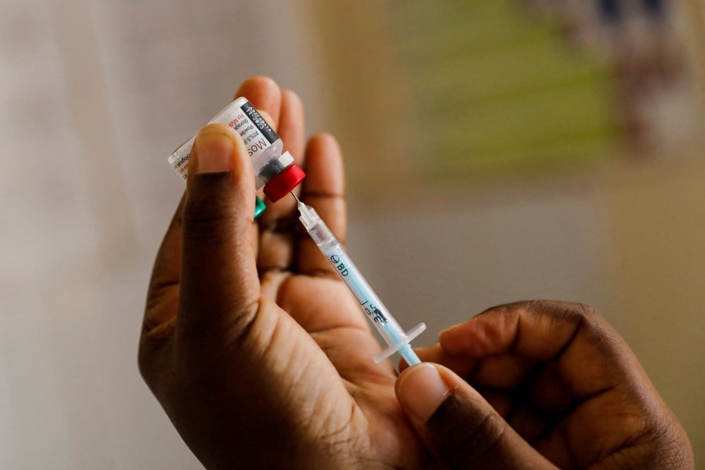 A nurse fills a syringe with malaria vaccine at the Lumumba Sub-County hospital in Kisumu, Kenya. Photo: Reuters