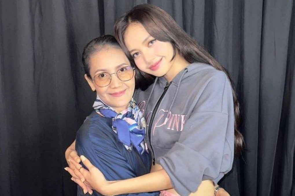 Blackpink member Lalisa Manoban, right, and her mother. Photo: Instagram/@chitthipbruschweiler