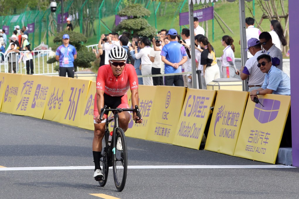 Leung Chun-wing finishes 29th at the men’s road race. Photo: SF&OC