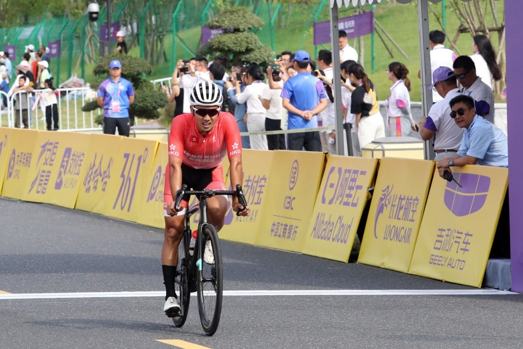 Leung Chun-wing finishes 29th at the men’s road race. Photo: SF&OC