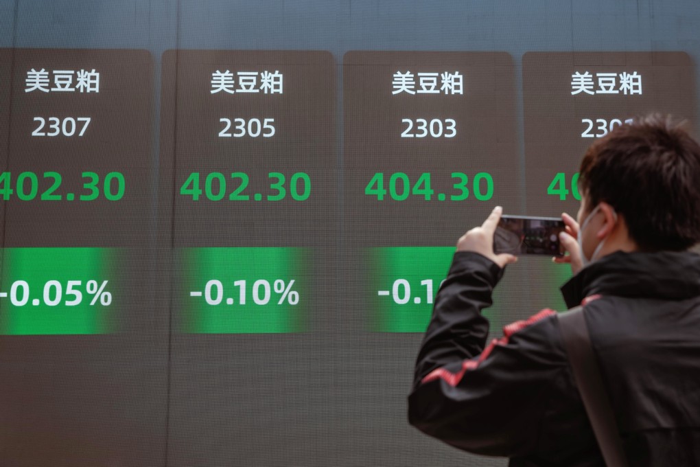 China’s holdings of US Treasuries have fallen by by 25 per cent, or US$280 billion, from early 2021 to a 14-year-low of US$821.8 billion as of July. Photo: EPA-EFE