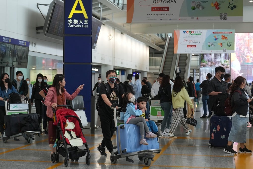 The nearly 19,000 children of recent arrivals are viewed as a major factor behind a recent surge in the number of classes being held by schools. Photo: Sam Tsang