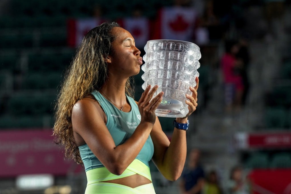 Leylah Fernandez celebrates after winning her first title in 19 months at the Hong Kong Tennis Open. Photo: Elson Li