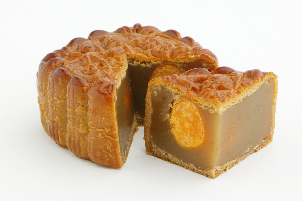 Pork lard is an essential ingredient in traditional Cantonese mooncakes, but cooks have moved on to other edible fats such as palm oil and the healthier rapeseed oil and olive oil for other dishes. Photo: SCMP
