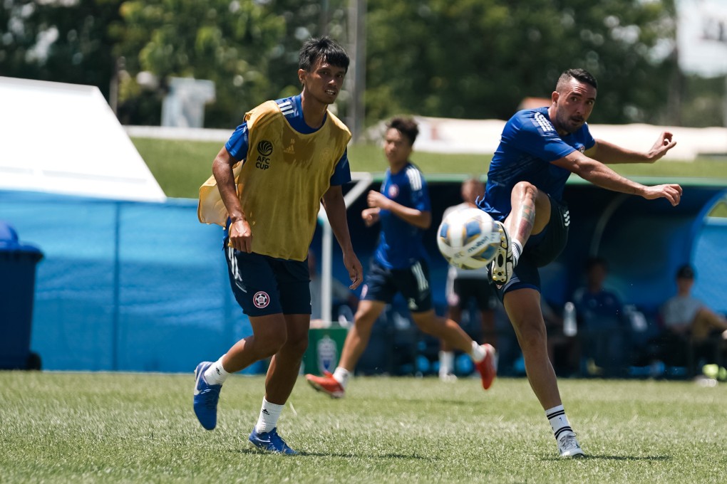 Fernando (right) is eyeing Fifa World Cup progress with Hong Kong. Photo: Eastern Long Lions