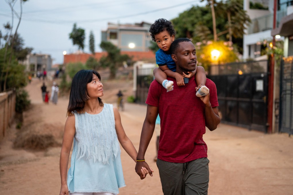 Deodagi jinsiy aloqa, bokira qizlarni ekspluatatsiya qilish