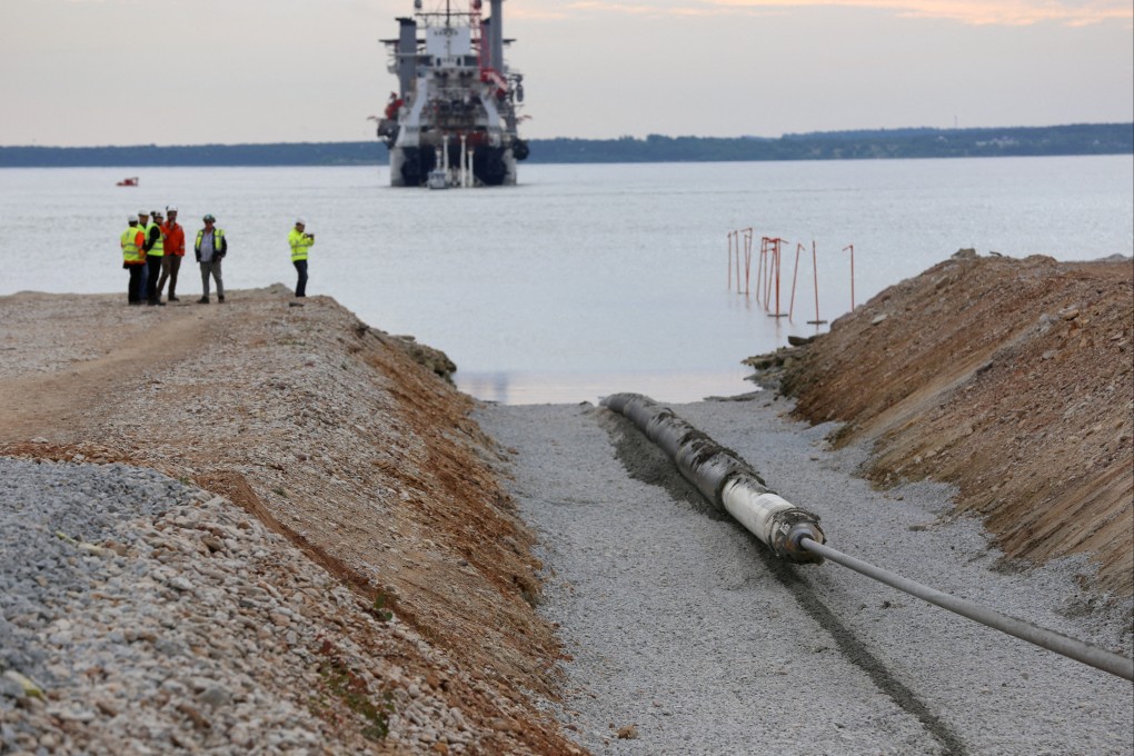 A view of the Balticconector pipeline as it is pulled into the sea in Paldiski, Estonia in an undated handout image. Photo: Elering via Reuters