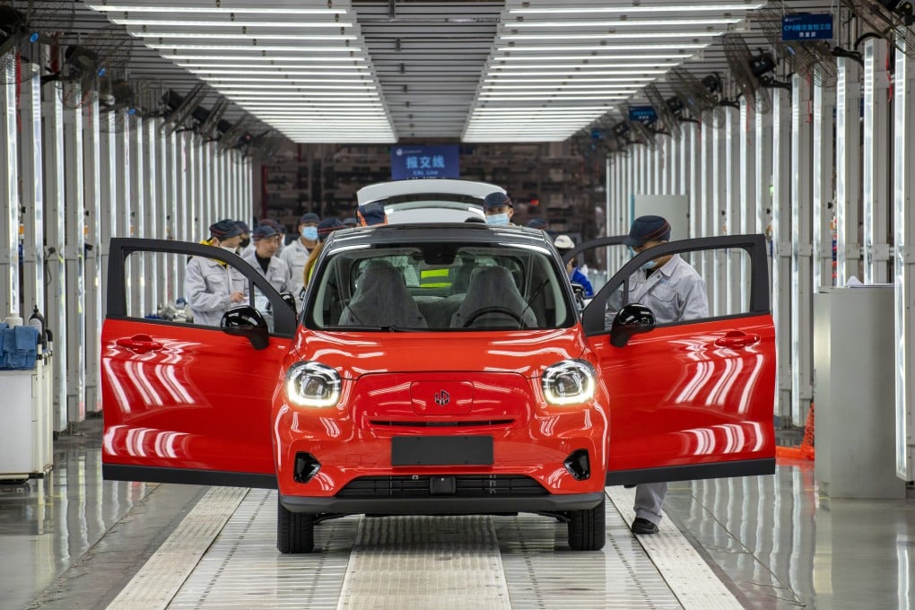 Employees work on the assembly line of a Leapmotor factory in Jinhua, Zhejiang Province. Photo: VCG via Getty Images