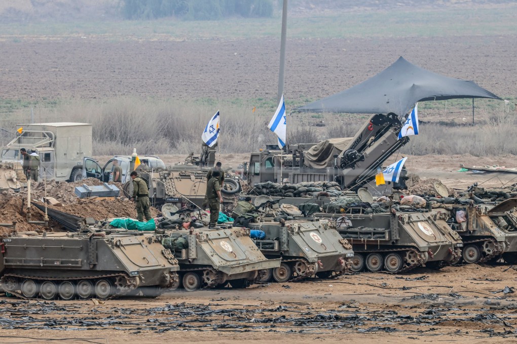 Israeli soldiers prepare for the scenario of ground maneuvers at an undisclosed location. Photo: EPA-EFE