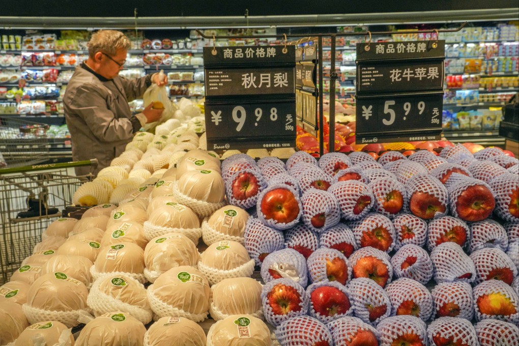 China’s consumer price index (CPI) fell by 0.2 per cent in October from a year earlier. Photo: Xinhua