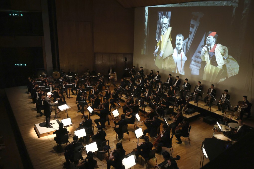 Somewhere between a true concert performance and a live soundtrack, the Hong Kong Sinfonietta’s performance of Shostakovich’s Symphony No 10 with artist William Kentridge’s film inspired by it, “Oh, To Believe In Another World”, was one of nervous intensity. Photo: Hong Kong Sinfonietta