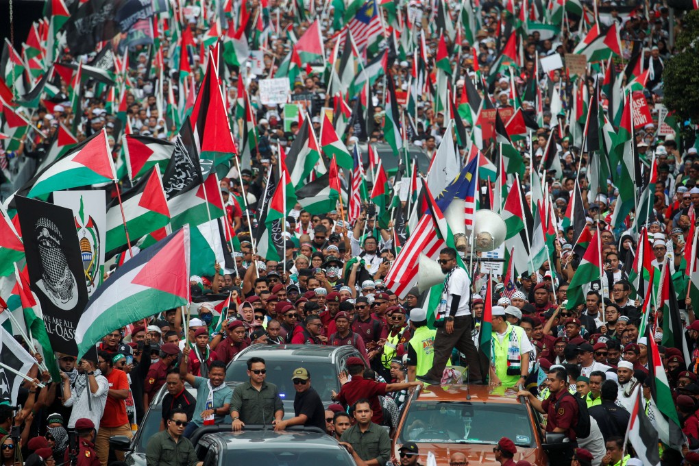 Malaysians march in support of Palestinians in Gaza during a rally in Kuala Lumpur on October 28. Photo: Reuters