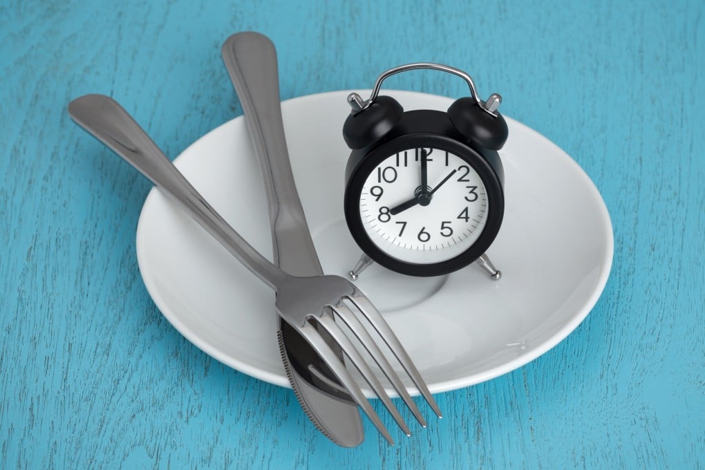 Intermittent fasting might promote brain health and help protect against diseases such as Alzheimer’s and Parkinson’s, according to neuroscientist Mark Mattson. Photo: Getty Images
