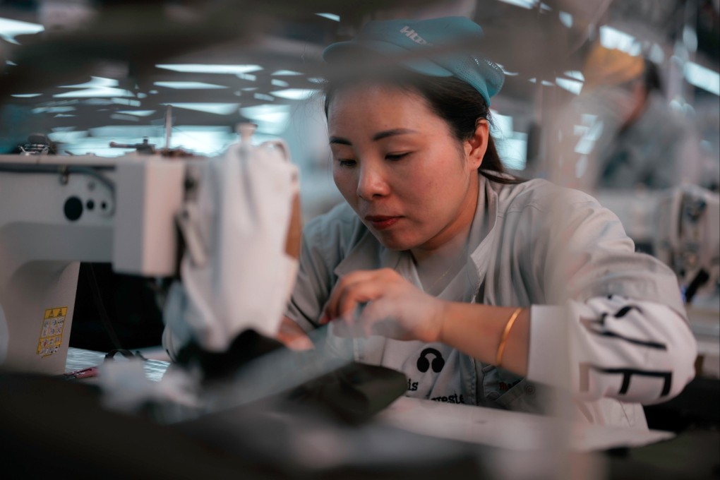China’s official manufacturing purchasing managers’ index (PMI) stood at 49.4 in November, compared  to 49.5 in October. Photo: EPA-EFE
