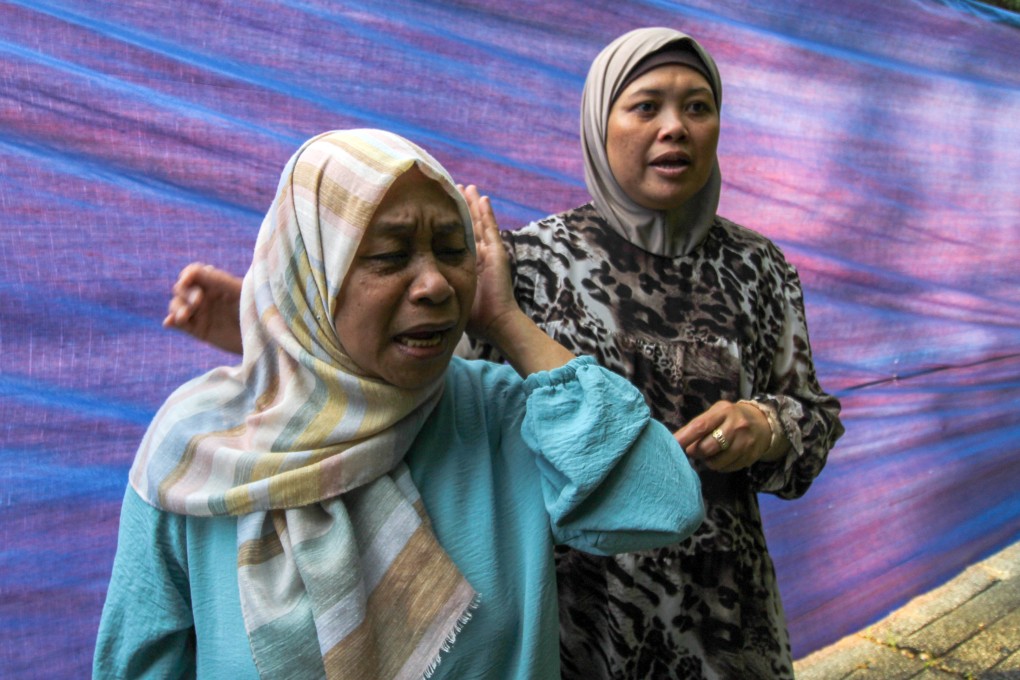 Revelina and Annel returned to the Philippines with their families from Gaza in November 2023. Photo: Michael Beltran