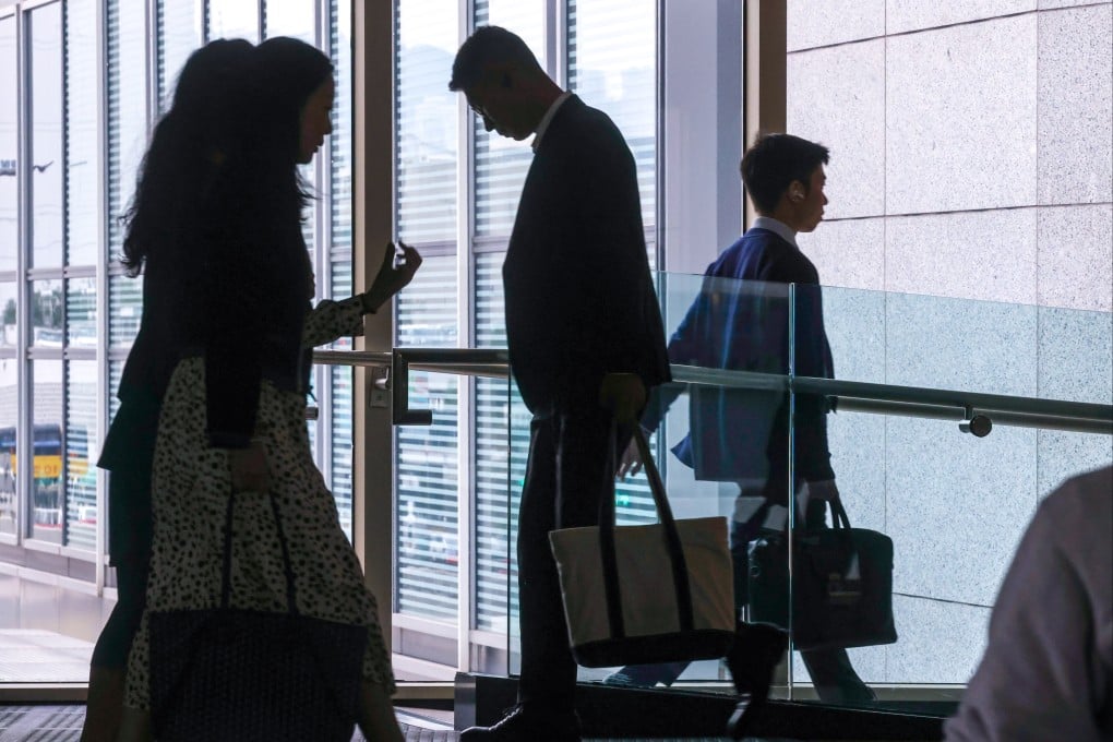 Hong Kong’s Central business district. Only 58 per cent of professionals anticipate a pay rise next year, the survey says. Photo: Jonathan Wong
