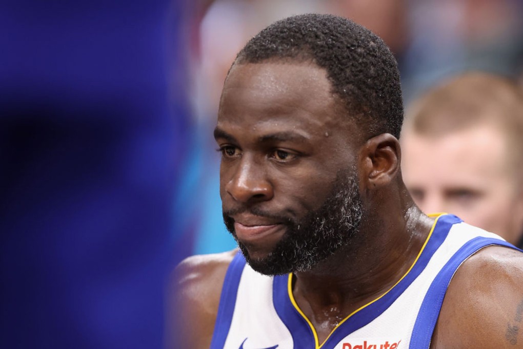 Draymond Green reacts after being ejected for a flagrant foul during the second half of the NBA game against the Phoenix Suns. Photo: Getty Images